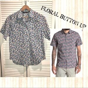 Claus Vintage Mens Short Sleeve button up floral Shirt Size Large